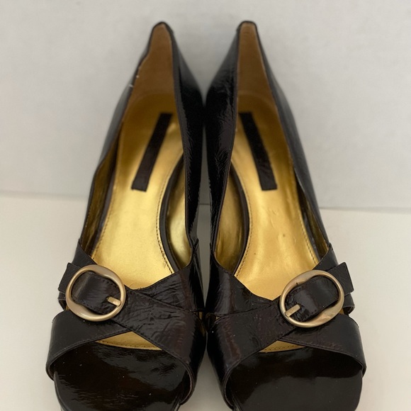 Bandolino Brown Leather High Heel Pumps, Open Toe, Size 7.5, EUC. - Picture 2 of 5